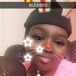 Meet your Posher, Lakeisha